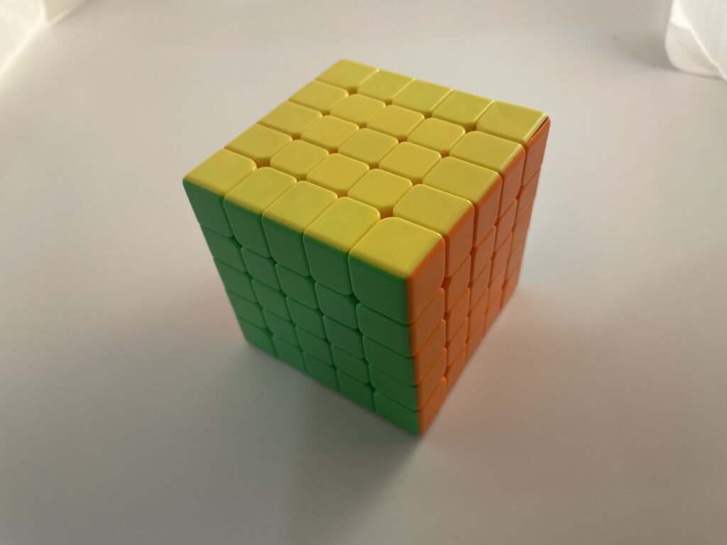 QiYi M Pro 5x5x5 Core-Magnetic Speed Cube Stickerless UV Version